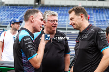 2023-05-28 - PERMANE Alan (gbr), Trackside Operations Director of Alpine F1 Team, SZAFNAUER Otmar, Team Principal of Alpine F1 Team, ROSSI Laurent (fra), CEO of Alpine, portrait during the Formula 1 Grand Prix de Monaco 2023, 6th round of the 2023 Formula One World Championship from May 26 to 28, 2023 on the Circuit de Monaco, in Monaco - F1 - MONACO GRAND PRIX 2023 - RACE - FORMULA 1 - MOTORS
