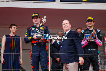 2023-05-28 - VERSTAPPEN Max (ned), Red Bull Racing RB19, HSH Prince Albert II of Monaco, OCON Esteban (fra), Alpine F1 Team A523, portrait during the Formula 1 Grand Prix de Monaco 2023, 6th round of the 2023 Formula One World Championship from May 26 to 28, 2023 on the Circuit de Monaco, in Monaco - F1 - MONACO GRAND PRIX 2023 - RACE - FORMULA 1 - MOTORS