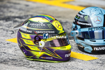2023-06-01 - RUSSELL George (gbr), Mercedes AMG F1 Team W14, and HAMILTON Lewis (gbr), Mercedes AMG F1 Team W14, helmet, casque, during the Formula 1 AWS Gran Premio de Espana 2023, 7th round of the 2023 Formula One World Championship from June 2 to 4, 2023 on the Circuit de Barcelona-Catalunya, in Montmelo, Spain - F1 - SPANISH GRAND PRIX 2023 - FORMULA 1 - MOTORS