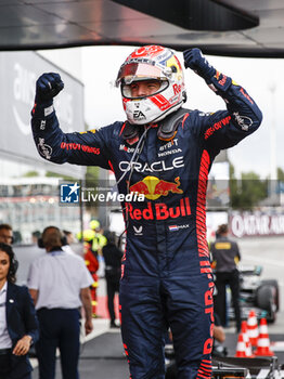 2023-06-04 - VERSTAPPEN Max (ned), Red Bull Racing RB19, portrait celebration victory during the Formula 1 AWS Gran Premio de Espana 2023, 7th round of the 2023 Formula One World Championship from June 2 to 4, 2023 on the Circuit de Barcelona-Catalunya, in Montmelo, Spain - F1 - SPANISH GRAND PRIX 2023 - RACE - FORMULA 1 - MOTORS