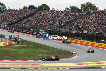 2023-06-04 - 01 VERSTAPPEN Max (nld), Red Bull Racing RB19, action 55 SAINZ Carlos (spa), Scuderia Ferrari SF-23, action 18 STROLL Lance (can), Aston Martin F1 Team AMR23, action during the Formula 1 AWS Gran Premio de Espana 2023, 7th round of the 2023 Formula One World Championship from June 2 to 4, 2023 on the Circuit de Barcelona-Catalunya, in Montmelo, Spain - F1 - SPANISH GRAND PRIX 2023 - RACE - FORMULA 1 - MOTORS