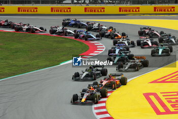 2023-06-04 - 01 VERSTAPPEN Max (nld), Red Bull Racing RB19, action 55 SAINZ Carlos (spa), Scuderia Ferrari SF-23, action 44 HAMILTON Lewis (gbr), Mercedes AMG F1 Team W14, action start of the race, depart, during the Formula 1 AWS Gran Premio de Espana 2023, 7th round of the 2023 Formula One World Championship from June 2 to 4, 2023 on the Circuit de Barcelona-Catalunya, in Montmelo, Spain - F1 - SPANISH GRAND PRIX 2023 - RACE - FORMULA 1 - MOTORS