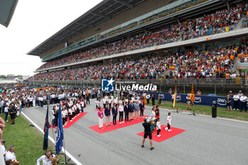 2023-06-04 - starting grid, grille de depart, ambiance during the Formula 1 AWS Gran Premio de Espana 2023, 7th round of the 2023 Formula One World Championship from June 2 to 4, 2023 on the Circuit de Barcelona-Catalunya, in Montmelo, Spain - F1 - SPANISH GRAND PRIX 2023 - RACE - FORMULA 1 - MOTORS