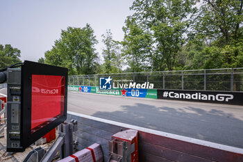 2023-06-16 - Red flag, drapeau during the Formula 1 Pirelli Grand Prix du Canada, 8th round of the 2023 Formula One World Championship from June 16 to 18, 2023 on the Circuit Gilles Villeneuve, in Montréal, Canada - F1 - CANADIAN GRAND PRIX 2023 - FORMULA 1 - MOTORS
