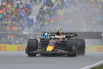 2023-06-17 - 11 PEREZ Sergio (mex), Red Bull Racing RB19, action during the Formula 1 Pirelli Grand Prix du Canada, 8th round of the 2023 Formula One World Championship from June 16 to 18, 2023 on the Circuit Gilles Villeneuve, in Montréal, Canada - F1 - CANADIAN GRAND PRIX 2023 - FORMULA 1 - MOTORS