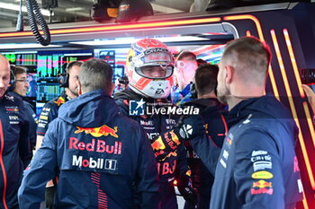 2023-06-17 - VERSTAPPEN Max (ned), Red Bull Racing RB19, portrait mechanic, mecanicien, mechanics celebration during the Formula 1 Pirelli Grand Prix du Canada, 8th round of the 2023 Formula One World Championship from June 16 to 18, 2023 on the Circuit Gilles Villeneuve, in Montréal, Canada - F1 - CANADIAN GRAND PRIX 2023 - FORMULA 1 - MOTORS