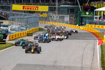 2023-06-18 - start of the race 
during Pre Race on Sunday 18th June - FORMULA 1 PIRELLI GRAND PRIX DU CANADA 2023 - from 15th to 18th June 2023 at Circuit Gilles Villeneuve, Montreal, Quebec, Canada - FORMULA 1 PIRELLI GRAND PRIX DU CANADA 2023 - FORMULA 1 - MOTORS