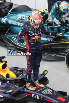 2023-06-18 - VERSTAPPEN Max (ned), Red Bull Racing RB19, portrait celebrates Red Bull's 100th victory during the Formula 1 Pirelli Grand Prix du Canada, 8th round of the 2023 Formula One World Championship from June 16 to 18, 2023 on the Circuit Gilles Villeneuve, in Montréal, Canada - F1 - CANADIAN GRAND PRIX 2023 - RACE - FORMULA 1 - MOTORS