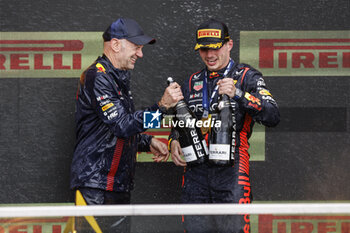 2023-06-18 - NEWEY Adrian (gbr), Chief Technical Officer of Red Bull Racing, portrait VERSTAPPEN Max (ned), Red Bull Racing RB19, portrait celebrates Red Bull's 100th victory podium during the Formula 1 Pirelli Grand Prix du Canada, 8th round of the 2023 Formula One World Championship from June 16 to 18, 2023 on the Circuit Gilles Villeneuve, in Montréal, Canada - F1 - CANADIAN GRAND PRIX 2023 - RACE - FORMULA 1 - MOTORS