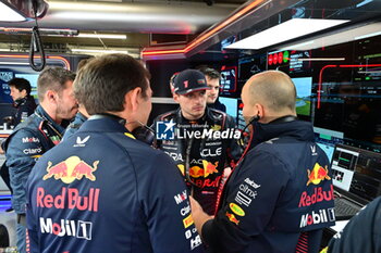 2023-06-18 - VERSTAPPEN Max (ned), Red Bull Racing RB19, portrait WACHE Pierre, Technical Director of Red Bull Racing, portrait mechanic, mecanicien, mechanics during the Formula 1 Pirelli Grand Prix du Canada, 8th round of the 2023 Formula One World Championship from June 16 to 18, 2023 on the Circuit Gilles Villeneuve, in Montréal, Canada - F1 - CANADIAN GRAND PRIX 2023 - RACE - FORMULA 1 - MOTORS
