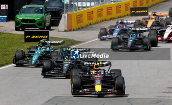 2023-06-18 - start of the race, depart, 01 VERSTAPPEN Max (nld), Red Bull Racing RB19, action 14 ALONSO Fernando (spa), Aston Martin F1 Team AMR23, action 44 HAMILTON Lewis (gbr), Mercedes AMG F1 Team W14, action during the Formula 1 Pirelli Grand Prix du Canada, 8th round of the 2023 Formula One World Championship from June 16 to 18, 2023 on the Circuit Gilles Villeneuve, in Montréal, Canada - F1 - CANADIAN GRAND PRIX 2023 - RACE - FORMULA 1 - MOTORS