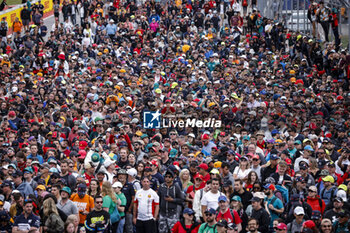 2023-06-18 - spectators, fans during the Formula 1 Pirelli Grand Prix du Canada, 8th round of the 2023 Formula One World Championship from June 16 to 18, 2023 on the Circuit Gilles Villeneuve, in Montréal, Canada - F1 - CANADIAN GRAND PRIX 2023 - RACE - FORMULA 1 - MOTORS