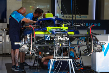 2023-06-29 - Williams Racing FW45, mechanical detail of brakes and front suspensions during the 2023 Formula 1 Rolex Grosser Preis von Osterreich, 2023 Austrian Grand Prix, 9th round of the 2023 Formula One World Championship from June 30 to July 2, 2023 on the Red Bull Ring, in Spielberg, Austria - F1 - AUSTRIAN GRAND PRIX 2023 - FORMULA 1 - MOTORS