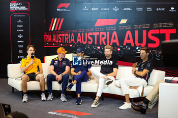 2023-06-29 - PIASTRI Oscar (aus), McLaren F1 Team MCL60, VERSTAPPEN Max (ned), Red Bull Racing RB19, DE VRIES Nyck (ned), Scuderia AlphaTauri AT04, HULKENBERG Nico (ger), Haas F1 Team VF-23 Ferrari, RUSSELL George (gbr), Mercedes AMG F1 Team W14, portrait during the 2023 Formula 1 Rolex Grosser Preis von Osterreich, 2023 Austrian Grand Prix, 9th round of the 2023 Formula One World Championship from June 30 to July 2, 2023 on the Red Bull Ring, in Spielberg, Austria - F1 - AUSTRIAN GRAND PRIX 2023 - FORMULA 1 - MOTORS