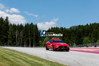 2023-06-29 - FIA Mercedes Medical Car in action during the 2023 Formula 1 Rolex Grosser Preis von Osterreich, 2023 Austrian Grand Prix, 9th round of the 2023 Formula One World Championship from June 30 to July 2, 2023 on the Red Bull Ring, in Spielberg, Austria - F1 - AUSTRIAN GRAND PRIX 2023 - FORMULA 1 - MOTORS