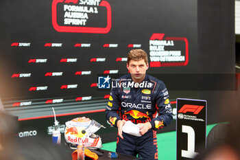 2023-07-01 - Max Verstappen (NED) Redbull Racing RB19 podium ceremony - FORMULA 1 ROLEX GROSSER PREIS VON ÖSTERREICH 2023 - SPRINT RACE - FORMULA 1 - MOTORS