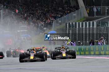2023-07-01 - Start of the Sprint Race: 11 PEREZ Sergio (mex), Red Bull Racing RB19, 01 VERSTAPPEN Max (nld), Red Bull Racing RB19, action during the 2023 Formula 1 Rolex Grosser Preis von Osterreich, 2023 Austrian Grand Prix, 9th round of the 2023 Formula One World Championship from June 30 to July 2, 2023 on the Red Bull Ring, in Spielberg, Austria - F1 - AUSTRIAN GRAND PRIX 2023 - FORMULA 1 - MOTORS