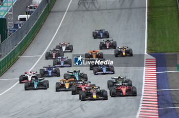 2023-07-02 - Start race 01 VERSTAPPEN Max (nld), Red Bull Racing RB19, action 16 LECLERC Charles (mco), Scuderia Ferrari SF-23, action during the 2023 Formula 1 Rolex Grosser Preis von Osterreich, 2023 Austrian Grand Prix, 9th round of the 2023 Formula One World Championship from June 30 to July 2, 2023 on the Red Bull Ring, in Spielberg, Austria - F1 - AUSTRIAN GRAND PRIX 2023 - RACE - FORMULA 1 - MOTORS