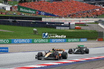 2023-07-02 - 04 NORRIS Lando (gbr), McLaren F1 Team MCL60, action 44 HAMILTON Lewis (gbr), Mercedes AMG F1 Team W14, action during the 2023 Formula 1 Rolex Grosser Preis von Osterreich, 2023 Austrian Grand Prix, 9th round of the 2023 Formula One World Championship from June 30 to July 2, 2023 on the Red Bull Ring, in Spielberg, Austria - F1 - AUSTRIAN GRAND PRIX 2023 - RACE - FORMULA 1 - MOTORS