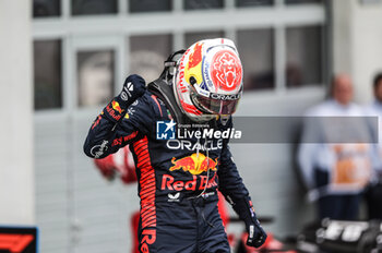 2023-07-02 - VERSTAPPEN Max (ned), Red Bull Racing RB19, portrait celebrates his victory during the 2023 Formula 1 Rolex Grosser Preis von Osterreich, 2023 Austrian Grand Prix, 9th round of the 2023 Formula One World Championship from June 30 to July 2, 2023 on the Red Bull Ring, in Spielberg, Austria - F1 - AUSTRIAN GRAND PRIX 2023 - RACE - FORMULA 1 - MOTORS