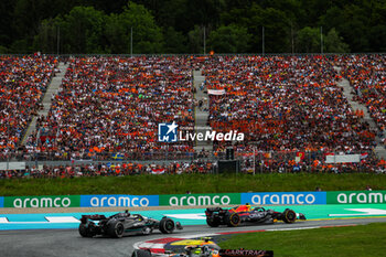 2023-07-02 - 44 HAMILTON Lewis (gbr), Mercedes AMG F1 Team W14, 11 PEREZ Sergio (mex), Red Bull Racing RB19, action during the 2023 Formula 1 Rolex Grosser Preis von Osterreich, 2023 Austrian Grand Prix, 9th round of the 2023 Formula One World Championship from June 30 to July 2, 2023 on the Red Bull Ring, in Spielberg, Austria - F1 - AUSTRIAN GRAND PRIX 2023 - RACE - FORMULA 1 - MOTORS