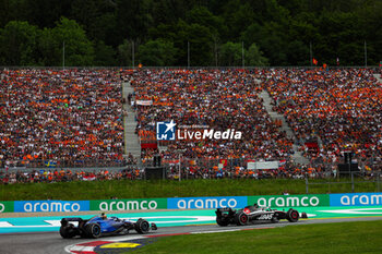 2023-07-02 - 02 SARGEANT Logan (usa), Williams Racing FW45, 20 MAGNUSSEN Kevin (den), Haas F1 Team VF-23 Ferrari, action during the 2023 Formula 1 Rolex Grosser Preis von Osterreich, 2023 Austrian Grand Prix, 9th round of the 2023 Formula One World Championship from June 30 to July 2, 2023 on the Red Bull Ring, in Spielberg, Austria - F1 - AUSTRIAN GRAND PRIX 2023 - RACE - FORMULA 1 - MOTORS