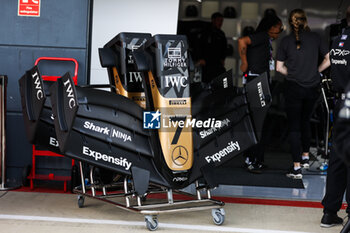 2023-07-06 - front wing of the Modified F2 car prepared by Mercedes Applied Science and Carlin for the fictional Apex APXGP team in the F1 movie by Apple Studios / Bruckheimer Films, during the 2023 Formula 1 Aramco British Grand Prix, 10th round of the 2023 Formula One World Championship from July 7 to 9, 2023 on the Silverstone Circuit, in Silverstone, United Kingdom - F1 - BRITISH GRAND PRIX 2023 - FORMULA 1 - MOTORS