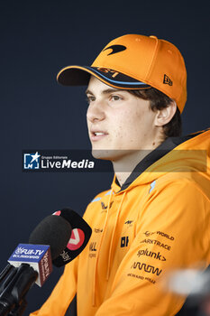 2023-07-06 - PIASTRI Oscar (aus), McLaren F1 Team MCL60, portrait during the 2023 Formula 1 Aramco British Grand Prix, 10th round of the 2023 Formula One World Championship from July 7 to 9, 2023 on the Silverstone Circuit, in Silverstone, United Kingdom - F1 - BRITISH GRAND PRIX 2023 - FORMULA 1 - MOTORS