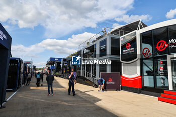 2023-07-06 - paddock during the 2023 Formula 1 Aramco British Grand Prix, 10th round of the 2023 Formula One World Championship from July 7 to 9, 2023 on the Silverstone Circuit, in Silverstone, United Kingdom - F1 - BRITISH GRAND PRIX 2023 - FORMULA 1 - MOTORS
