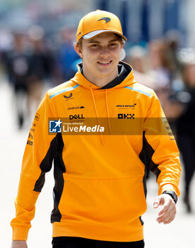 2023-07-06 - PIASTRI Oscar (aus), McLaren F1 Team MCL60, portrait during the 2023 Formula 1 Aramco British Grand Prix, 10th round of the 2023 Formula One World Championship from July 7 to 9, 2023 on the Silverstone Circuit, in Silverstone, United Kingdom - F1 - BRITISH GRAND PRIX 2023 - FORMULA 1 - MOTORS