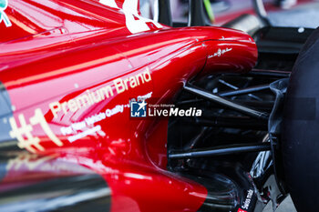 2023-07-07 - Alfa Romeo F1 Team ORLEN C42, mechanical detail sidepods during the 2023 Formula 1 Aramco British Grand Prix, 10th round of the 2023 Formula One World Championship from July 7 to 9, 2023 on the Silverstone Circuit, in Silverstone, United Kingdom - F1 - BRITISH GRAND PRIX 2023 - FORMULA 1 - MOTORS