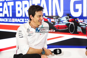 2023-07-07 - press conference WOLFF Toto (aut), Team Principal & CEO of Mercedes AMG F1 Team, portrait during the 2023 Formula 1 Aramco British Grand Prix, 10th round of the 2023 Formula One World Championship from July 7 to 9, 2023 on the Silverstone Circuit, in Silverstone, United Kingdom - F1 - BRITISH GRAND PRIX 2023 - FORMULA 1 - MOTORS