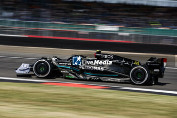 2023-07-07 - 44 HAMILTON Lewis (gbr), Mercedes AMG F1 Team W14, action during the 2023 Formula 1 Aramco British Grand Prix, 10th round of the 2023 Formula One World Championship from July 7 to 9, 2023 on the Silverstone Circuit, in Silverstone, United Kingdom - F1 - BRITISH GRAND PRIX 2023 - FORMULA 1 - MOTORS