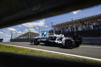 2023-07-07 - 22 TSUNODA Yuki (jap), Scuderia AlphaTauri AT04, action during the 2023 Formula 1 Aramco British Grand Prix, 10th round of the 2023 Formula One World Championship from July 7 to 9, 2023 on the Silverstone Circuit, in Silverstone, United Kingdom - F1 - BRITISH GRAND PRIX 2023 - FORMULA 1 - MOTORS