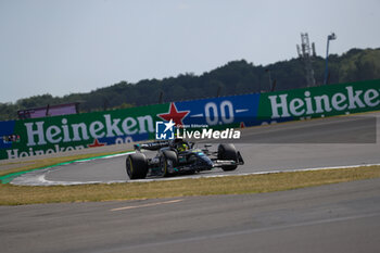 2023-07-07 - Lewis Hamilton (GBR) Mercedes W14 E Performance - FORMULA 1 ARAMCO BRITISH GRAND PRIX 2023 - PRACTICE 1 E 2 - FORMULA 1 - MOTORS