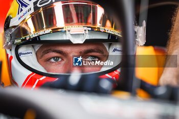 2023-07-08 - VERSTAPPEN Max (ned), Red Bull Racing RB19, portrait during the 2023 Formula 1 Aramco British Grand Prix, 10th round of the 2023 Formula One World Championship from July 7 to 9, 2023 on the Silverstone Circuit, in Silverstone, United Kingdom - F1 - BRITISH GRAND PRIX 2023 - FORMULA 1 - MOTORS