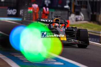 2023-07-08 - 01 VERSTAPPEN Max (nld), Red Bull Racing RB19, action during the 2023 Formula 1 Aramco British Grand Prix, 10th round of the 2023 Formula One World Championship from July 7 to 9, 2023 on the Silverstone Circuit, in Silverstone, United Kingdom - F1 - BRITISH GRAND PRIX 2023 - FORMULA 1 - MOTORS