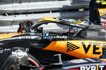 2023-07-08 - NORRIS Lando (gbr), McLaren F1 Team MCL60, portrait during the 2023 Formula 1 Aramco British Grand Prix, 10th round of the 2023 Formula One World Championship from July 7 to 9, 2023 on the Silverstone Circuit, in Silverstone, United Kingdom - F1 - BRITISH GRAND PRIX 2023 - FORMULA 1 - MOTORS