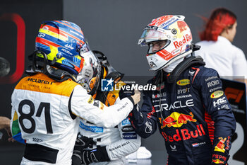 2023-07-08 - PIASTRI Oscar (aus), McLaren F1 Team MCL60, portrait VERSTAPPEN Max (ned), Red Bull Racing RB19, portrait during the 2023 Formula 1 Aramco British Grand Prix, 10th round of the 2023 Formula One World Championship from July 7 to 9, 2023 on the Silverstone Circuit, in Silverstone, United Kingdom - F1 - BRITISH GRAND PRIX 2023 - FORMULA 1 - MOTORS