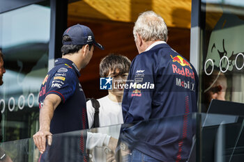 2023-07-08 - PEREZ Sergio (mex), Red Bull Racing RB19, portrait MARKO Helmut (aut), Drivers’ Manager of Red Bull Racing, portrait TSUNODA Yuki (jap), Scuderia AlphaTauri AT04, portrait during the 2023 Formula 1 Aramco British Grand Prix, 10th round of the 2023 Formula One World Championship from July 7 to 9, 2023 on the Silverstone Circuit, in Silverstone, United Kingdom - F1 - BRITISH GRAND PRIX 2023 - FORMULA 1 - MOTORS