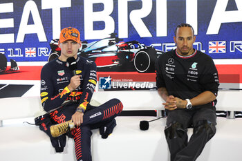 2023-07-09 - VERSTAPPEN Max (ned), Red Bull Racing RB19, HAMILTON Lewis (gbr), Mercedes AMG F1 Team W14, portrait press conference during the 2023 Formula 1 Aramco British Grand Prix, 10th round of the 2023 Formula One World Championship from July 7 to 9, 2023 on the Silverstone Circuit, in Silverstone, United Kingdom - F1 - BRITISH GRAND PRIX 2023 - RACE - FORMULA 1 - MOTORS