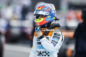 2023-07-09 - PIASTRI Oscar (aus), McLaren F1 Team MCL60, portrait during the 2023 Formula 1 Aramco British Grand Prix, 10th round of the 2023 Formula One World Championship from July 7 to 9, 2023 on the Silverstone Circuit, in Silverstone, United Kingdom - F1 - BRITISH GRAND PRIX 2023 - RACE - FORMULA 1 - MOTORS