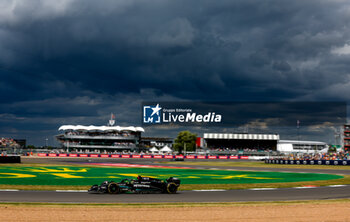2023-07-09 - 44 HAMILTON Lewis (gbr), Mercedes AMG F1 Team W14, action during the 2023 Formula 1 Aramco British Grand Prix, 10th round of the 2023 Formula One World Championship from July 7 to 9, 2023 on the Silverstone Circuit, in Silverstone, United Kingdom - F1 - BRITISH GRAND PRIX 2023 - RACE - FORMULA 1 - MOTORS
