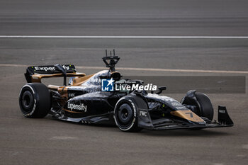 2023-07-09 - The modified F2 car of the fictional driver Joshua Pearce of the Apex APXGP team in the upcoming F1 movie by Apple Studios / Bruckheimer Films, action taking the start of the formation lap at the back of the grid during the 2023 Formula 1 Aramco British Grand Prix, 10th round of the 2023 Formula One World Championship from July 7 to 9, 2023 on the Silverstone Circuit, in Silverstone, United Kingdom - F1 - BRITISH GRAND PRIX 2023 - RACE - FORMULA 1 - MOTORS