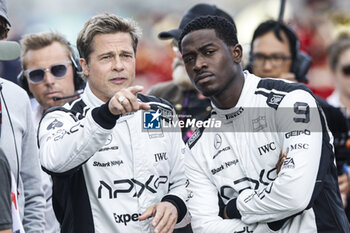 2023-07-09 - PITT Brad (USA), actor playing Sonny Hayes, driver of the fictional Apex APXGP team in the F1 movie by Apple Studios / Bruckheimer Films, portrait IDRIS Damson Alade-Bo (GBR), actor playing Joshua Pearce, driver of the fictional Apex APXGP team in the F1 movie by Apple Studios / Bruckheimer Films, portrait during the 2023 Formula 1 Aramco British Grand Prix, 10th round of the 2023 Formula One World Championship from July 7 to 9, 2023 on the Silverstone Circuit, in Silverstone, United Kingdom - F1 - BRITISH GRAND PRIX 2023 - RACE - FORMULA 1 - MOTORS