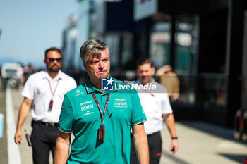 2023-07-20 - STEVENSON Andy, Sporting Director of Aston Martin F1 Team, portrait during the 2023 Formula 1 Qatar Airways Hungarian Grand Prix, 11th round of the 2023 Formula One World Championship from July 21 to 23, 2023 on the Hungaroring, in Mogyorod, Hungary - F1 - HUNGARIAN GRAND PRIX 2023 - FORMULA 1 - MOTORS