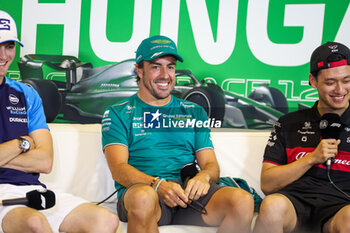 2023-07-20 - ALONSO Fernando (spa), Aston Martin F1 Team AMR23, portrait during the 2023 Formula 1 Qatar Airways Hungarian Grand Prix, 11th round of the 2023 Formula One World Championship from July 21 to 23, 2023 on the Hungaroring, in Mogyorod, Hungary - F1 - HUNGARIAN GRAND PRIX 2023 - FORMULA 1 - MOTORS