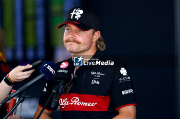 2023-07-20 - BOTTAS Valtteri (fin), Alfa Romeo F1 Team Stake C43, portrait during the 2023 Formula 1 Qatar Airways Hungarian Grand Prix, 11th round of the 2023 Formula One World Championship from July 21 to 23, 2023 on the Hungaroring, in Mogyorod, Hungary - F1 - HUNGARIAN GRAND PRIX 2023 - FORMULA 1 - MOTORS