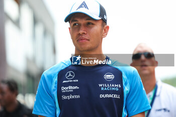 2023-07-21 - ALBON Alexander (tha), Williams Racing FW45, portrait during the 2023 Formula 1 Qatar Airways Hungarian Grand Prix, 11th round of the 2023 Formula One World Championship from July 21 to 23, 2023 on the Hungaroring, in Mogyorod, Hungary - F1 - HUNGARIAN GRAND PRIX 2023 - FORMULA 1 - MOTORS