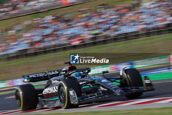 2023-07-21 - 63 RUSSELL George (gbr), Mercedes AMG F1 Team W14, action during the 2023 Formula 1 Qatar Airways Hungarian Grand Prix, 11th round of the 2023 Formula One World Championship from July 21 to 23, 2023 on the Hungaroring, in Mogyorod, Hungary - F1 - HUNGARIAN GRAND PRIX 2023 - FORMULA 1 - MOTORS